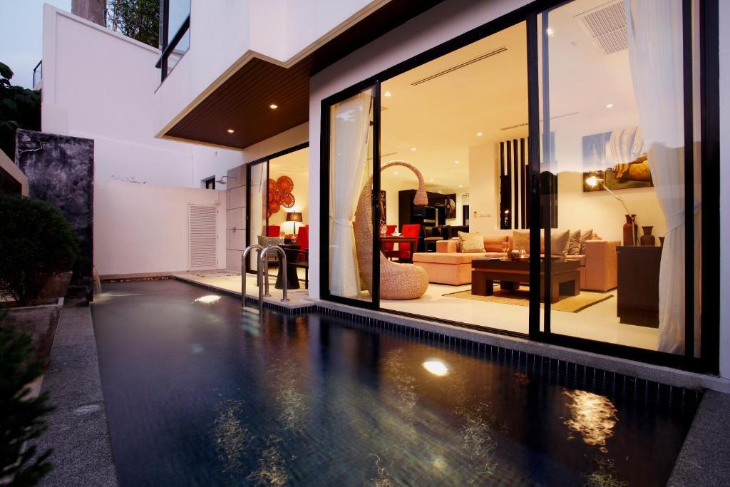 By The Lake Villas Nai Harn Room photo